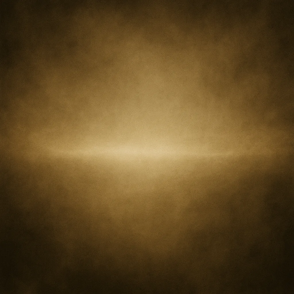 Goldener Lichtstreifen in nebligen Energiewolken, abstrakte Darstellung von Zeitqualität